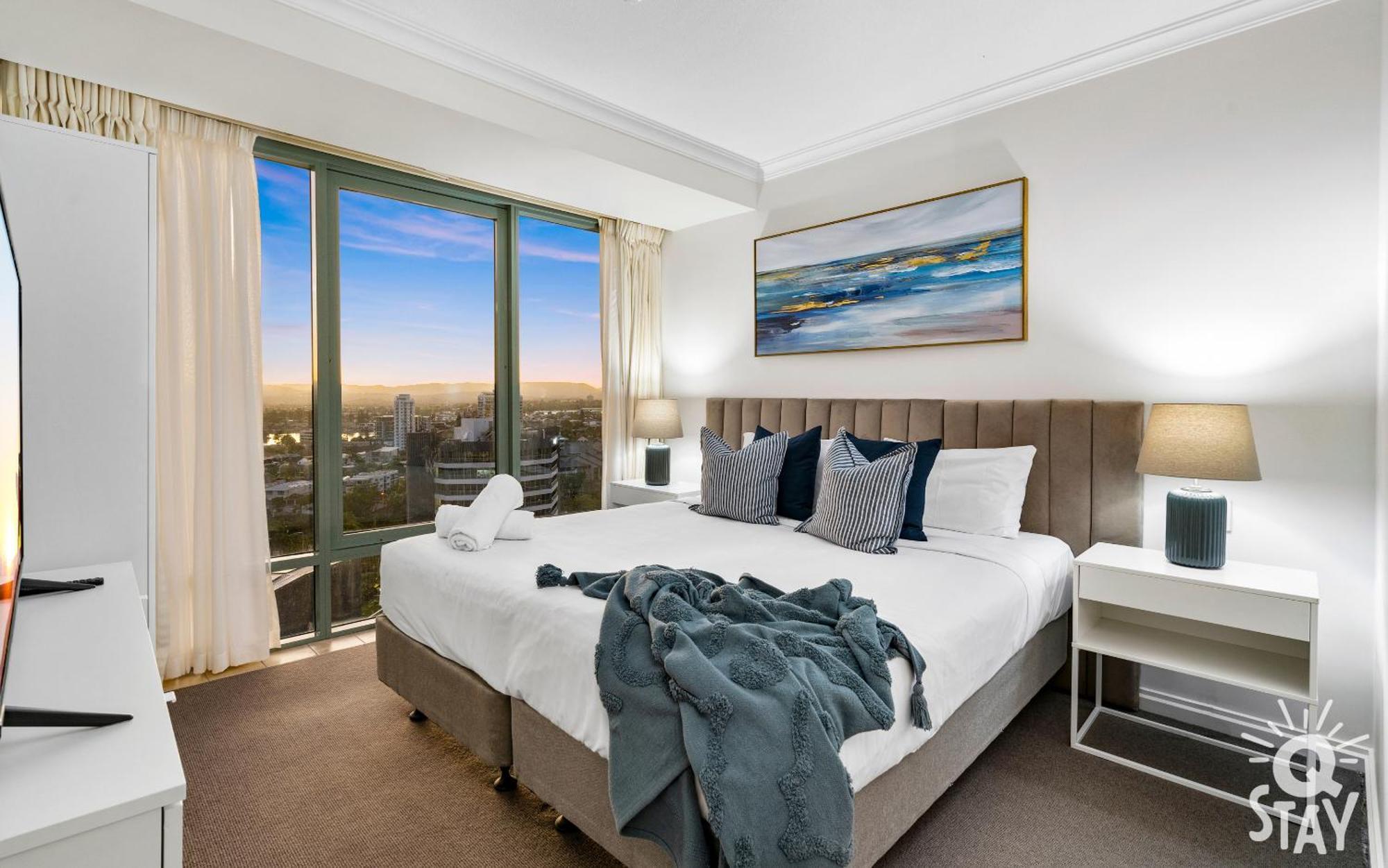 Legends Surfers Paradise Mid Week Madness Deal - Q Stay Gold Coast Exterior photo