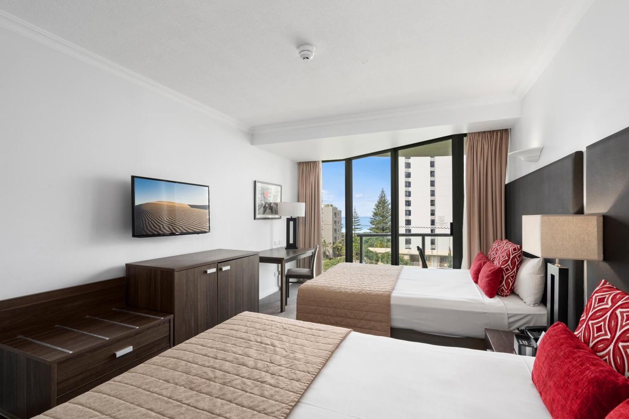 Legends Surfers Paradise Mid Week Madness Deal - Q Stay Gold Coast Exterior photo