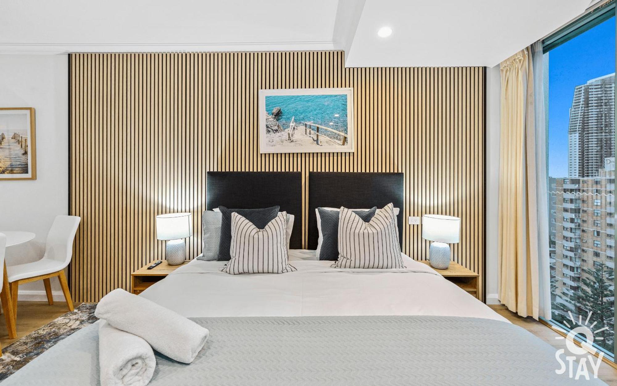 Legends Surfers Paradise Mid Week Madness Deal - Q Stay Gold Coast Exterior photo