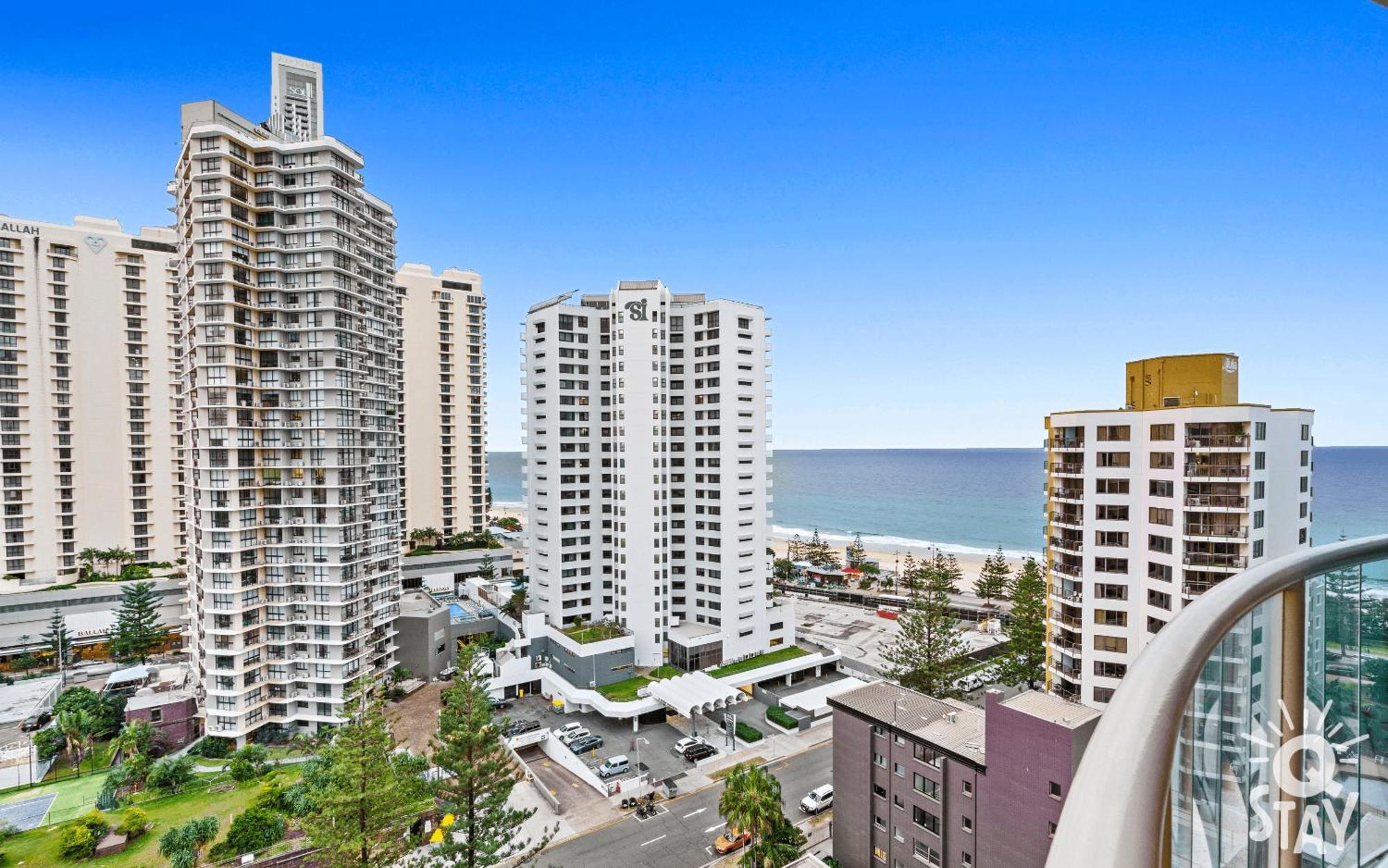 Legends Surfers Paradise Mid Week Madness Deal - Q Stay Gold Coast Exterior photo