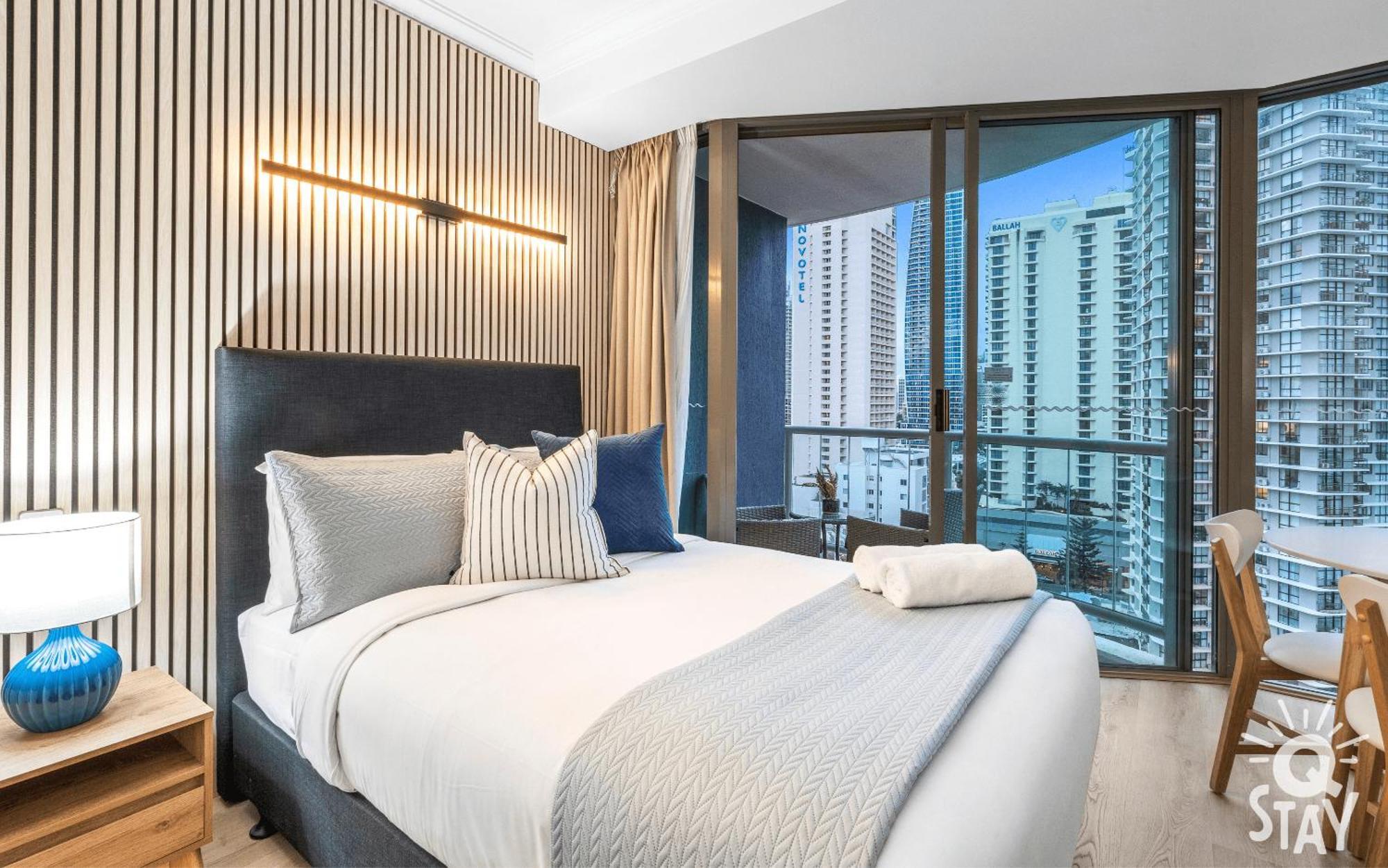 Legends Surfers Paradise Mid Week Madness Deal - Q Stay Gold Coast Exterior photo